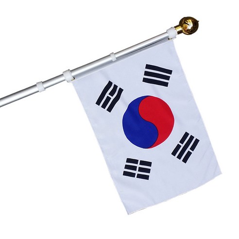 바람결에 휘날리는 애국심, 가자데코 회전깃대 태극기로 완성하세요.