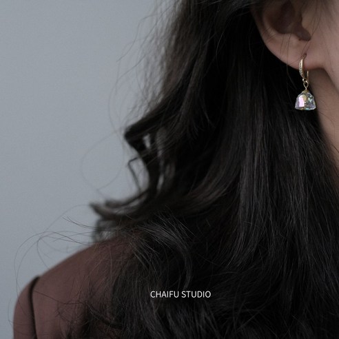 키프 잡화점 / E301 INS 일한풍 초선풍 심플한 지르코니아 투명 크리스탈 귀걸이