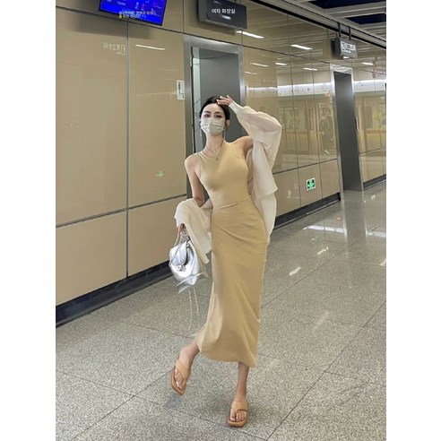 여름에 착용하기에 적합한 여성 L 사이즈 나시 원피스 남방 투피스