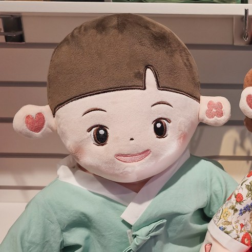 AI 효돌 2세대: 부모님의 건강과 행복을 지켜드리는 따뜻한 동반자