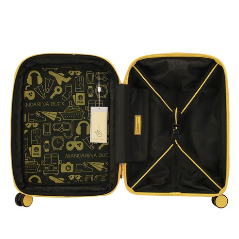 스타일과 실용성을 모두 잡은 만다리나덕 기내용 캐리어