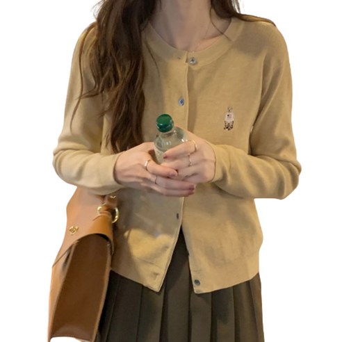 데이홀릭 곰돌이자수 클래식 데일리 니트가디건