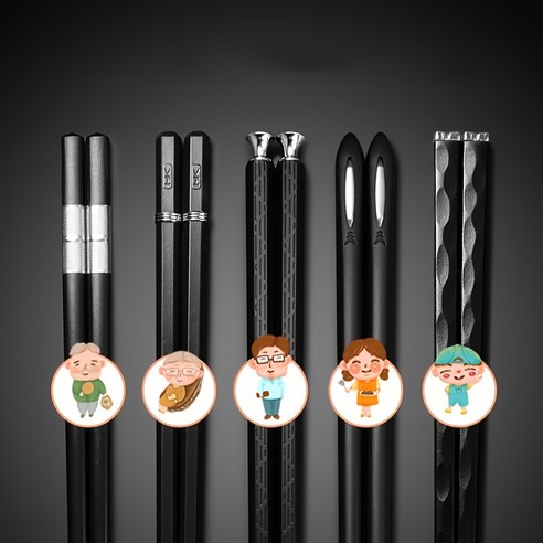 우아한 식탁을 완성하는 플라스틱 젓가락 세트