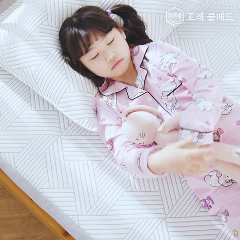 듀라론쿨매트 국내제작/ 부경 / 정품/ 듀라론/ 밴딩형 쿨매트 / 여름용 냉감패드 / 냉감수치/ 유해물질 검사완료, 그레이, Y자 Best Top3 포레 듀라론 냉감패드 여름 침대 인견 쿨 패드 베개커버, (퀸_160*200cm) 쿨패드1 +베개커버2