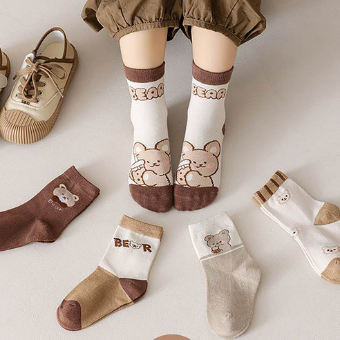 사랑스러운 곰돌이 디자인으로 아이들의 발에 행복을!