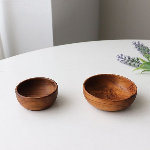 자연의 숨결이 담긴 식탁 위의 작은 예술, 티크 소스볼