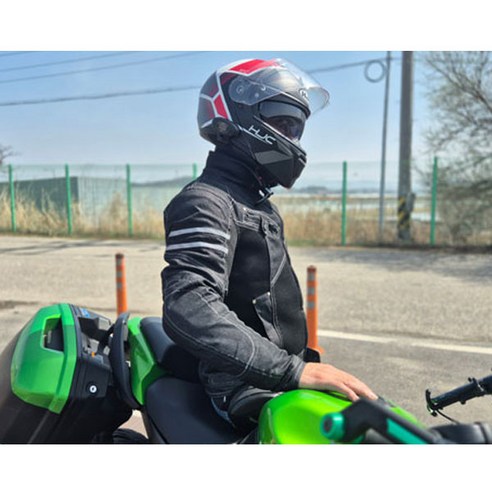 스타일과 안전, 시원함까지! Make Speed 흑청 데님 메쉬 자켓으로 완벽한 라이딩을 즐기세요.