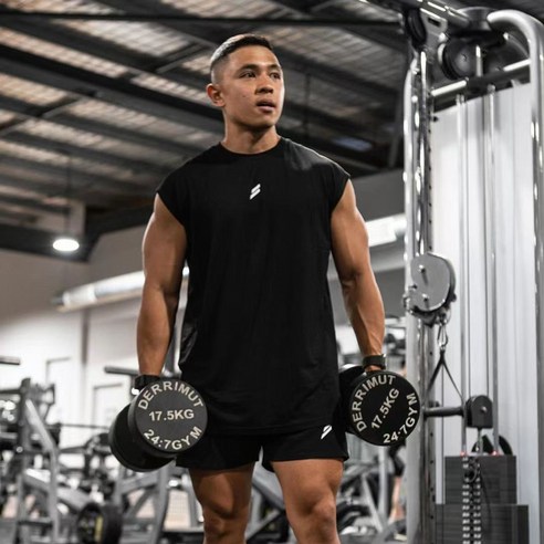 근육질 몸매를 위한 편안하고 성능 좋은 머슬핏 나시