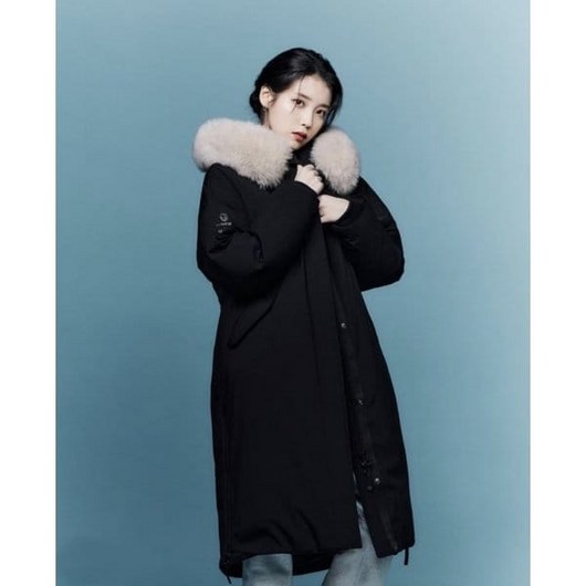 블랙야크 [M콜드제로레이디다운자켓2]22F/W 세미오버핏 롱기장 구스 다운 자켓 (아이유 다운) 303457