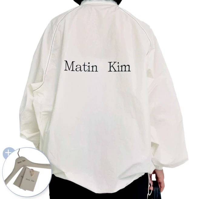 [국내매장판] MATIN KIM LOGO COATING JUMPER 마뗑킴 로고 코팅 바람막이 점퍼 + BRANX 옷걸이