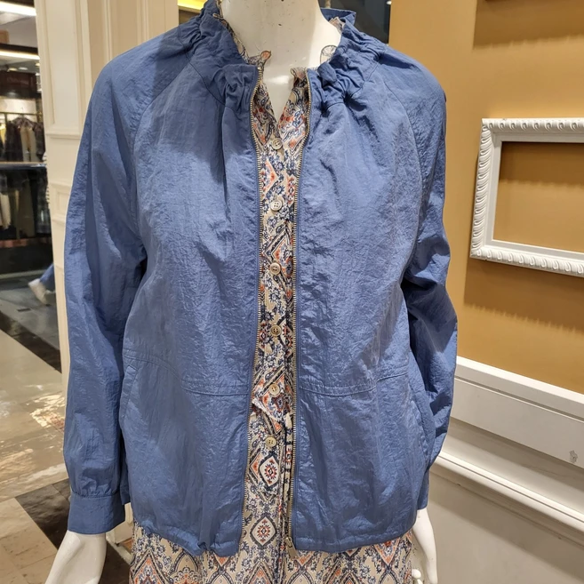 BCBG 비씨비지 여름23 발라드 점퍼 B3B3R1732