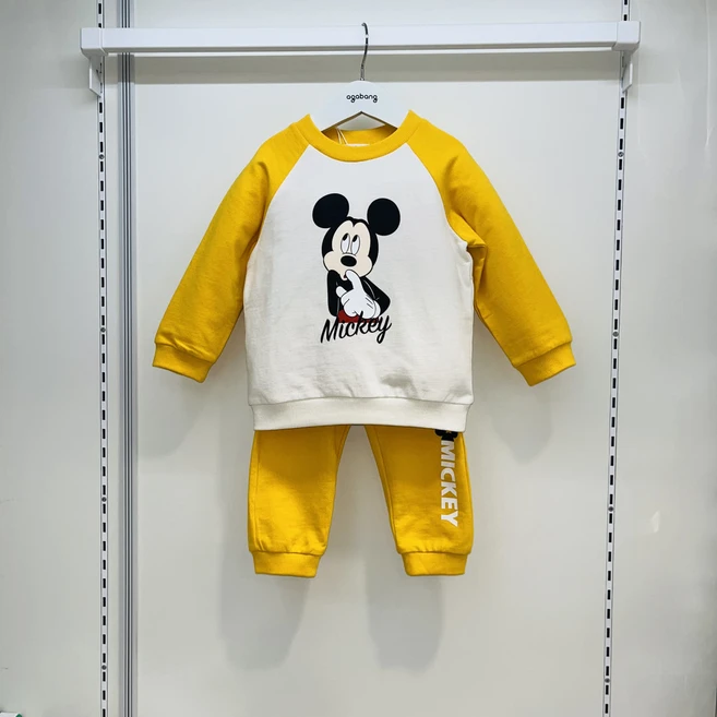 디즈니베이비 야탑NC점 귀여운 디즈니 상하세트~~ 등원룩