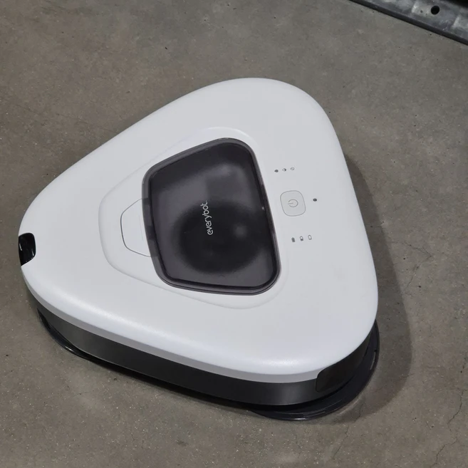에브리봇 쓰리스핀 PLUS 로봇청소기 TS350, 블랙 + 화이트