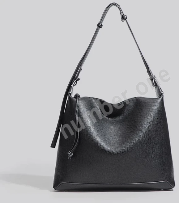 ZARA 자라 가벼운 대학생 데일리 대용량 노트북 튼튼한 큰 여자 가죽 숄더백 핸드백 가방