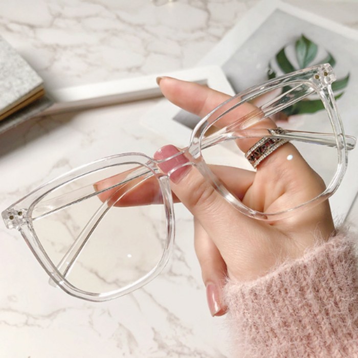 데일리퍼블릭 가벼운 패션 안경 뿔테 안경테 대표 이미지 - 블루라이트 차단 안경 추천