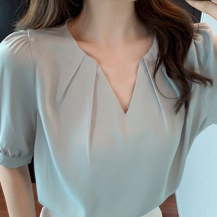 밍키비 100238C 찰랑거리는 브이넥 반팔 블라우스 대표 이미지 - 반팔 블라우스 추천