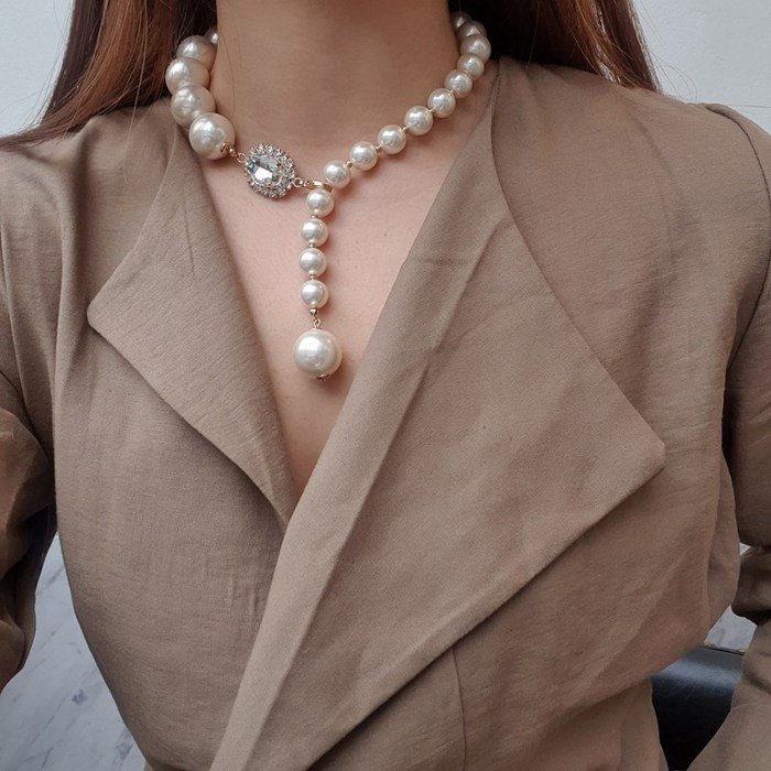 플라워즈온유 럭셔리 왕진주 사이드 Y 큐빅 드롭목걸이 대표 이미지 - 왕진주 목걸이 추천