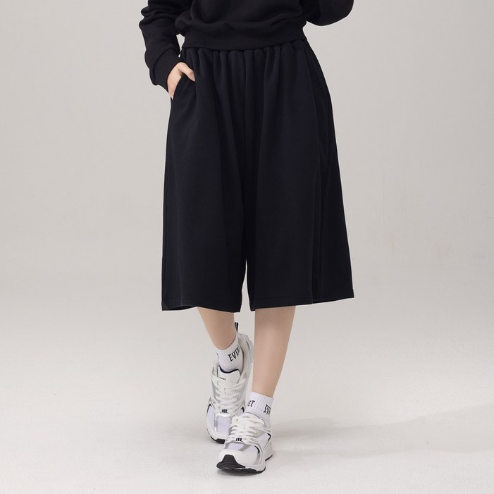 에버라스트 11 버뮤다 팬츠 벌룬 와이드 반바지