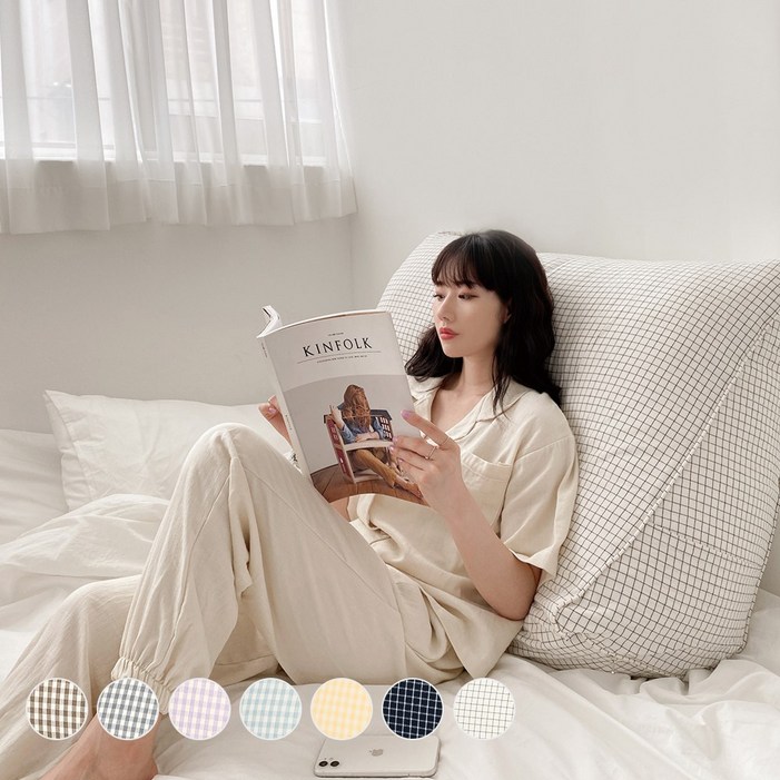 플랫화이트 솜중량 UP 목까지 받쳐주는 방수 빵빵한 삼각등받이 쿠션