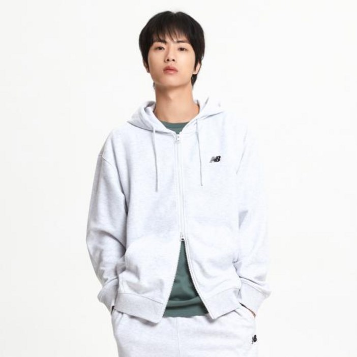 뉴발란스 남녀공용 유니 에센셜 스몰로고 후드집업 세미 오버 핏 NBMDF11203