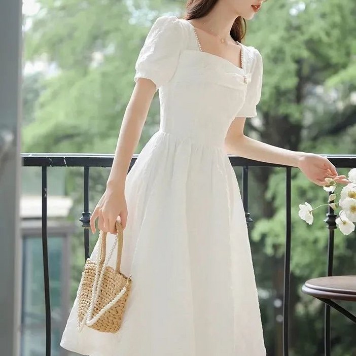 비꼴리끄여성원피스 라운드 넥 볼륨 소매 AS378