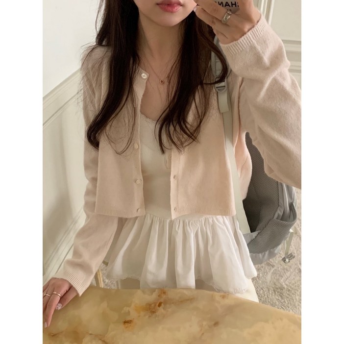 당배 여성 PYT 프리티영띵 엘빈 크롭 가디건 울니트 자개단추