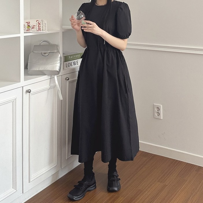 타니즈 캐버린 퍼프 소매 바스락 롱 원피스