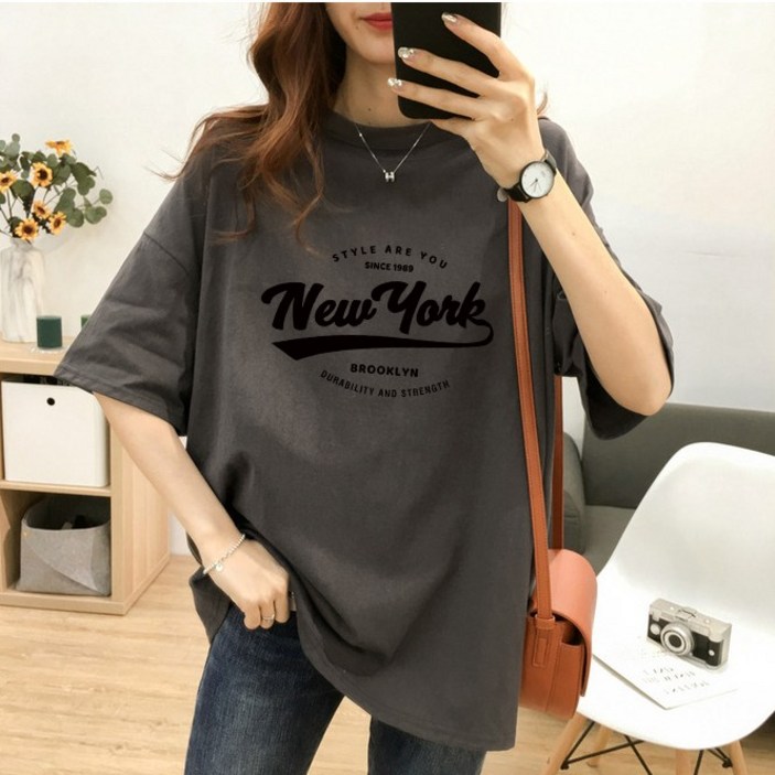 스타일아유 여성 면100 여름용 오버핏 반팔 티셔츠 순면 빅사이즈 원작 Newyork 레터링 루즈핏 반팔티 롱티 자체제작 스타일아유 여성 면100 여름용 오버핏 반팔 티셔츠 순면 빅사이즈 원작 Newyork 레터링 루즈핏 반팔티 롱티 자체제작