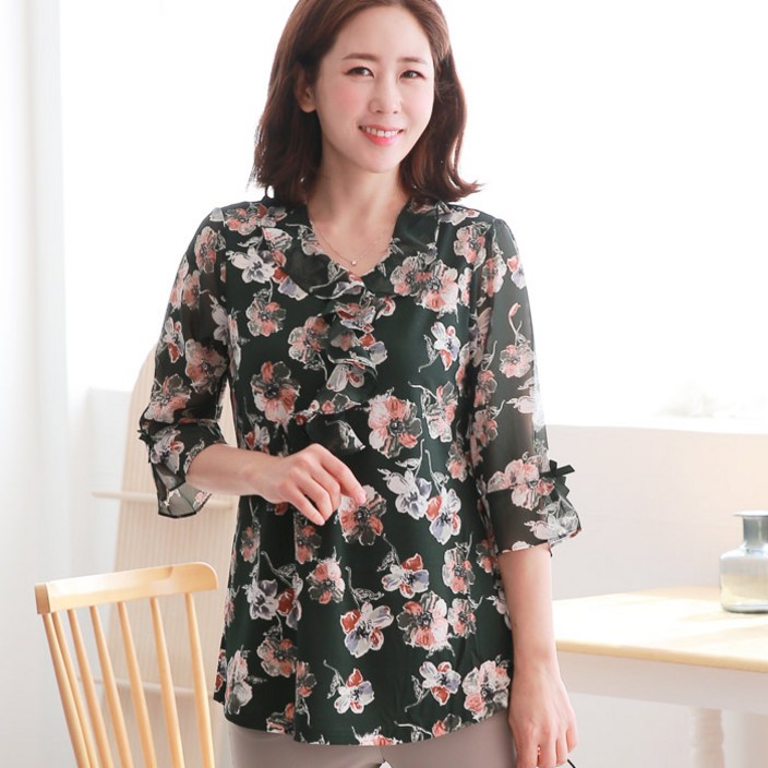 엄마옷 백합사 프릴넥 꽃무늬 이중 쉬폰 블라우스P91209 40대 50대 중년여성의류 여성용 마담 미시옷