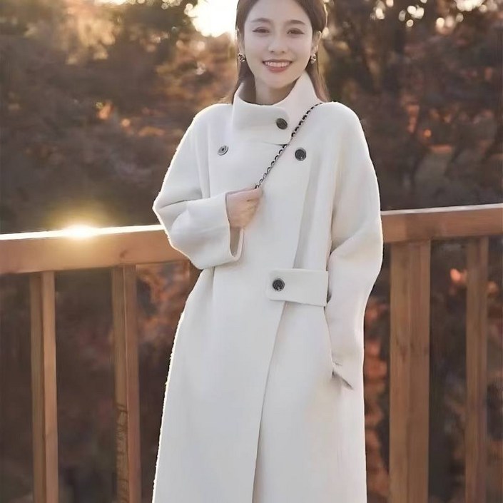 TIMEPURE 여성용 겨울 프리미엄 하이넥 긴 코트 클래식하고 모던한 실루엣으로 가을 겨울을 연결하는 세련된 따뜻한 아우터 오피스룩과 캐주얼 룩을 완성함