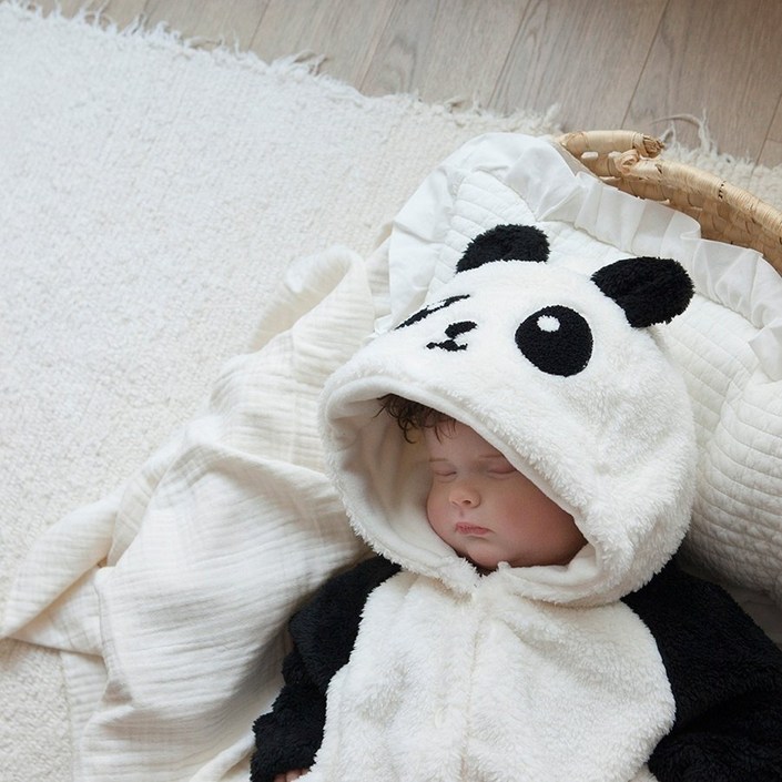 오래 팬더곰 아기 우주복 폴라폴리스 신생아 겨울 데일리룩 블랙화이트 정통 팬더 컬러 뽀송하고 따뜻한 아기 겨울우주복