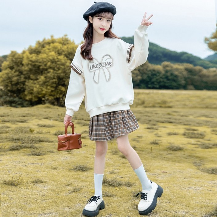 세븐스타 AQ3417 여아 키즈 주니어 겨울 봄 가을 면혼방 라운드넥 긴팔 맨투맨 티셔츠 미니 주름 스커트 치마 상하세트 2종 데일리 아동복