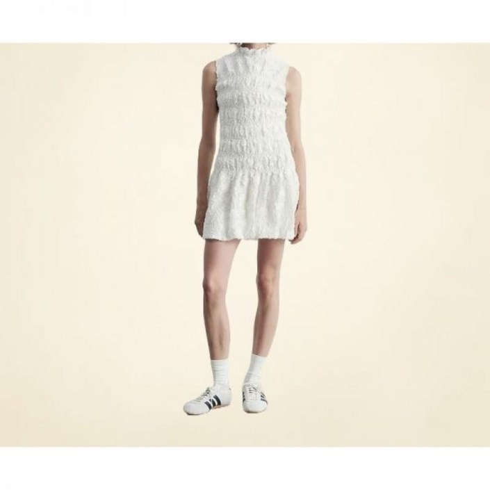 앤아더스토리즈 셀럽착용W 스모크 미니 드레스 White