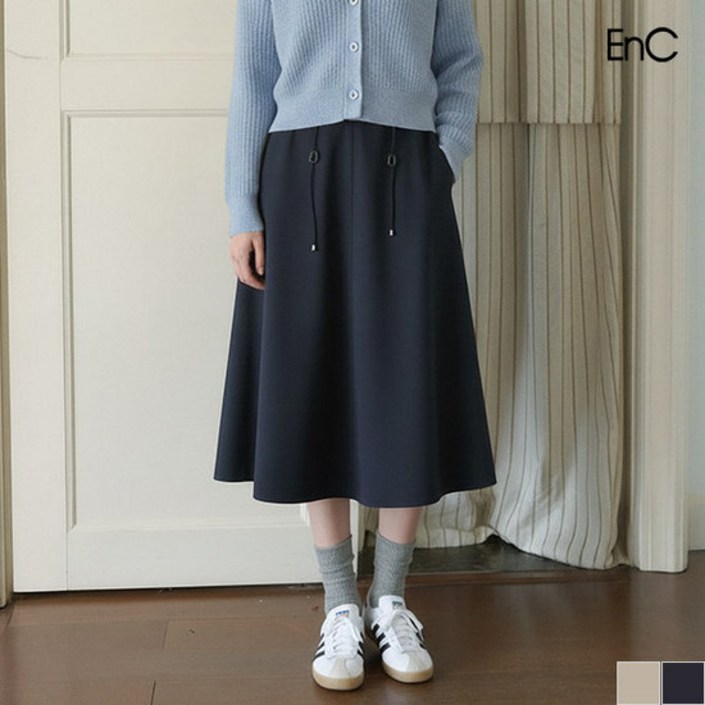EnC ENC 옆선배색 플레어 롱스커트 ENWH23861W 2702879