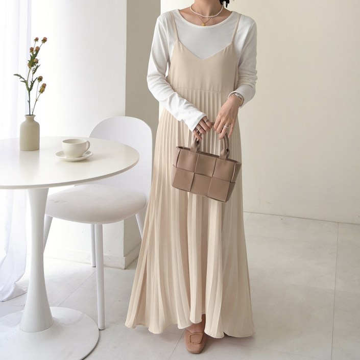 데일리앤 블레어 뷔스티에 브이넥 끈나시 플리츠 주름 롱 원피스 민소매 레이어드 하객룩