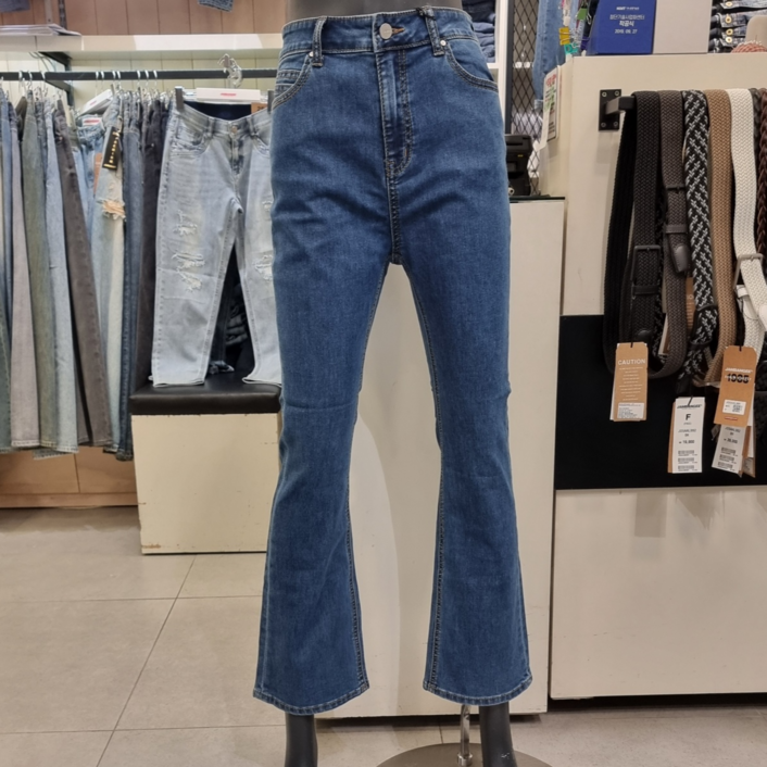 잠뱅이 여성 뒤판 다트포인트 하이웨이스트 슬림 부츠컷 스판 청바지 AN2DNE465