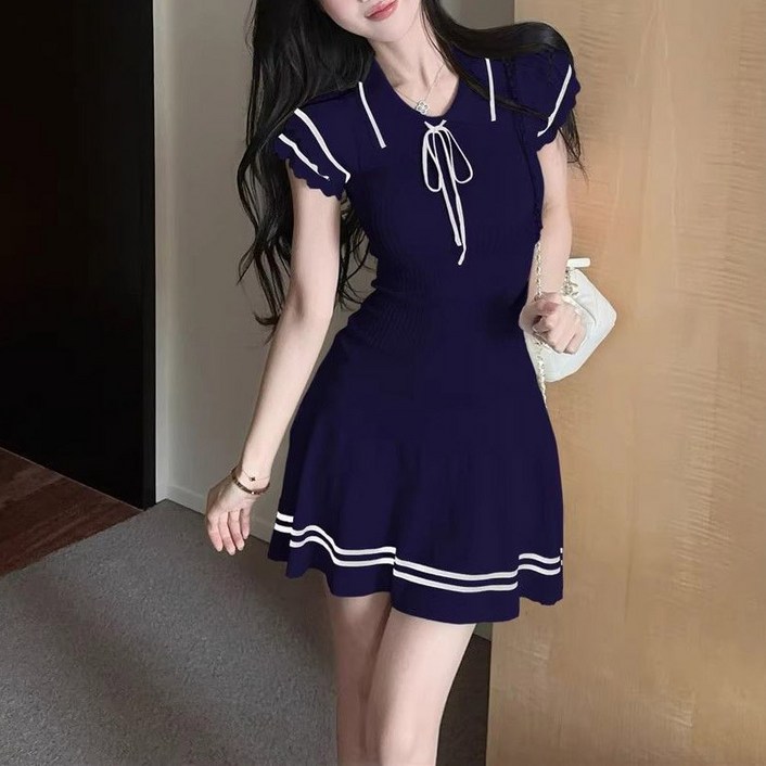 카밀라쇼룸 리본 프릴 스트라이프 플레어 미니 러블리 클래식 니트 원피스