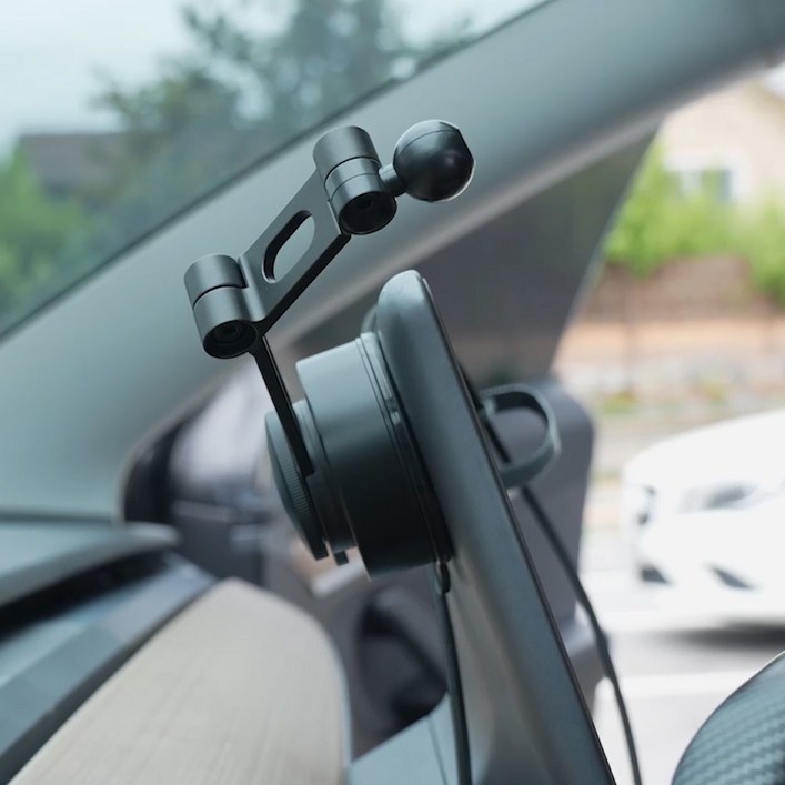 주파집 흡착 히든 테슬라 모니터 모델3 모델Y 모델S 모델X 휴대폰 거치대