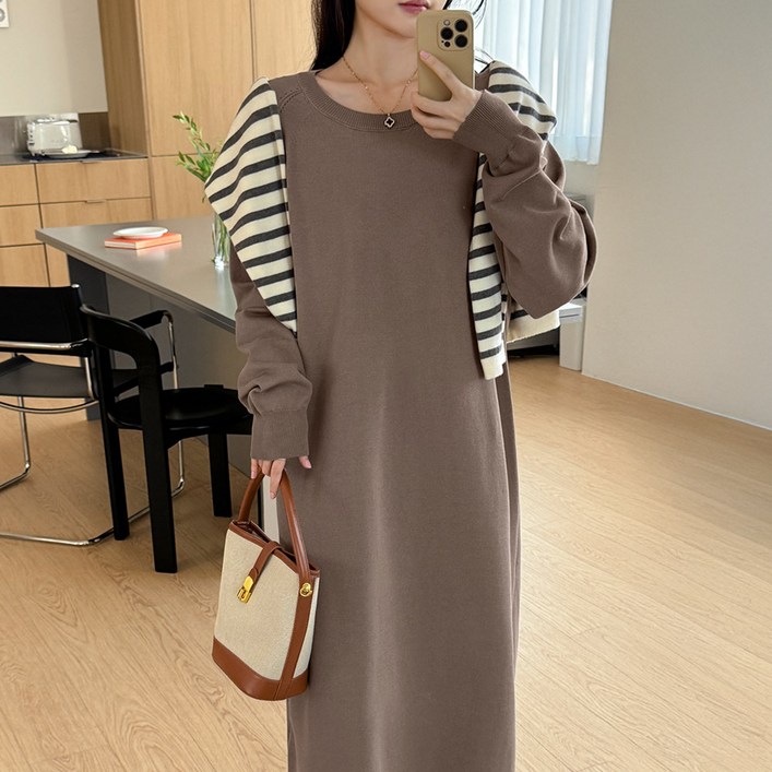 데일리앤 유츠 부드러운 라운드넥 긴팔 롱 니트 원피스 봄 데일리룩