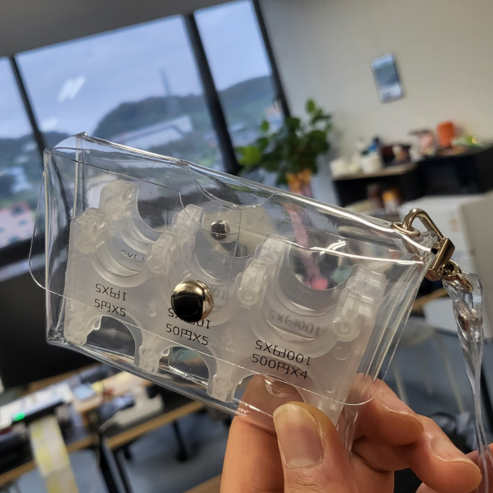 레드에셋 일본 엔화 동전지갑 2개 더블 투명 케이스 대용량 미니 동전 패치 여행 필수품, 투명, 1개