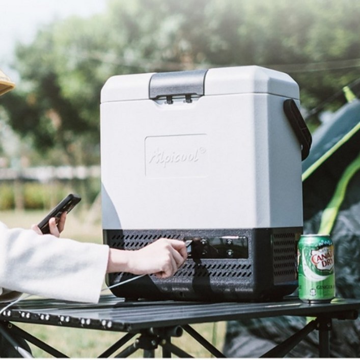 알피쿨 P8 가정용 차량용 미니 캠핑 냉장고