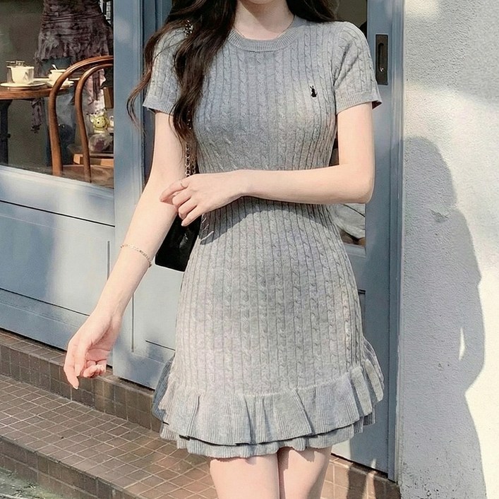 SOSISI 여성 니트 원피스 라운드넥 반팔 꽈배기 프릴 미니 스커트 260561