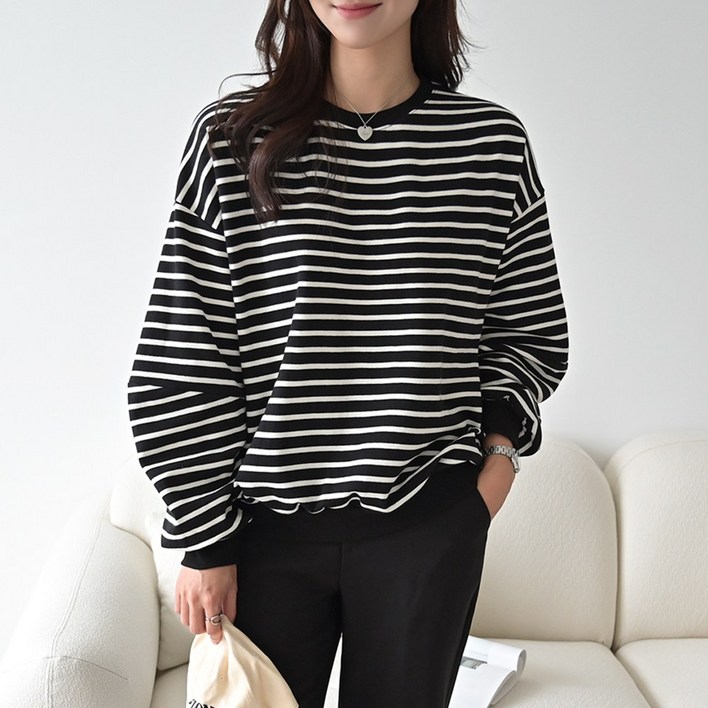 데일리앤 원트 여성 루즈핏 긴팔 스트라이프 맨투맨 티셔츠 봄 가을