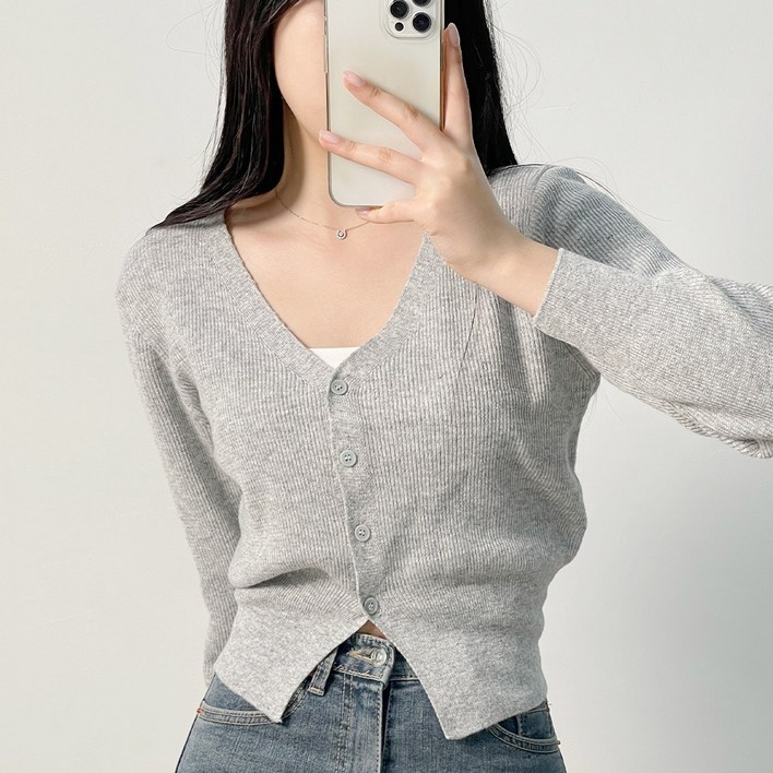 데일리 라일락 브이넥 트임 니트 가디건