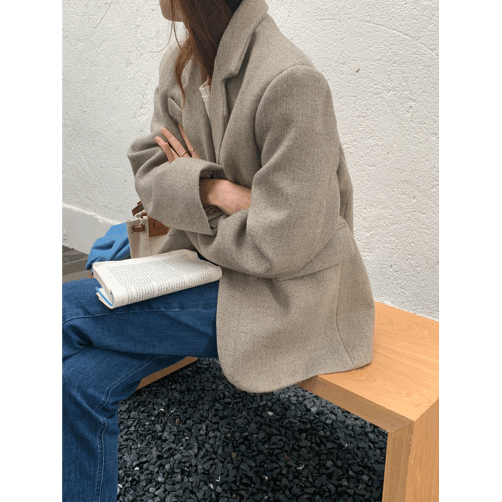 겨울 루즈핏 투버튼 테일러드 코트