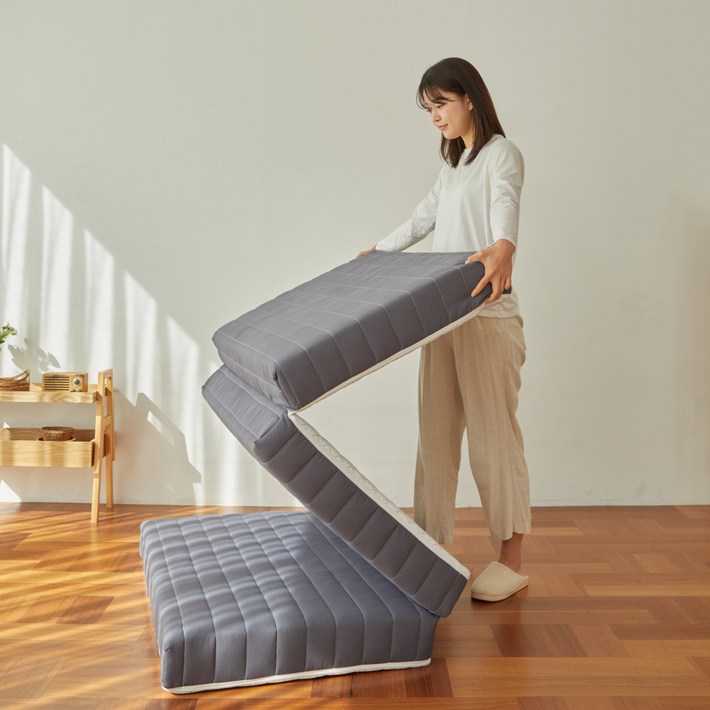 몽스홈 원룸 바닥 단단한 3단 접이식 마약매트리스 6cm 10cm 14cm 숙면 수면매트 자취 접는 침대 매트릭스 토퍼