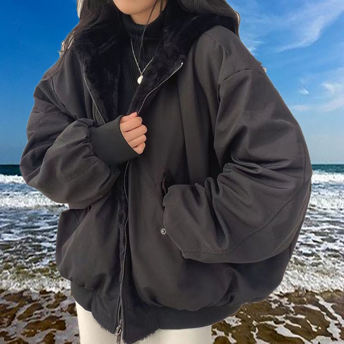 부드러운 리버시블 루즈핏 플리스코트
