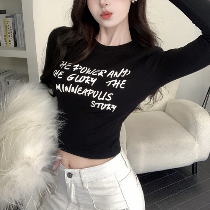 cammello 도톰 데일리 슬림핏 레터링 긴팔 크롭티 크롭 긴팔티