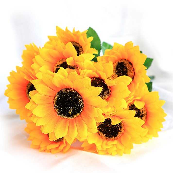 
                                                        조아트 조화 12송이 해바라기 꽃다발, 혼합 색상
                                                    