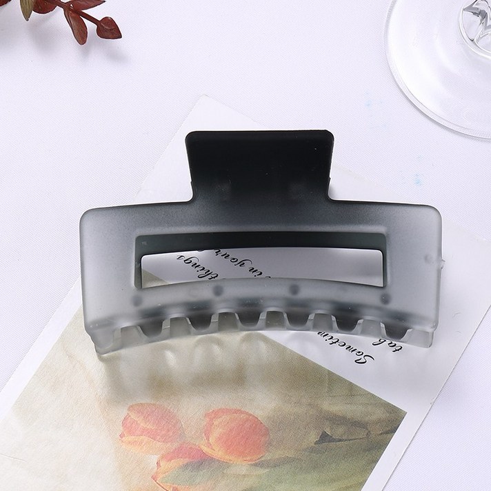 수스다 그라데션 홀스퀘어 무광 반달 아크릴 나비 집게핀 올림머리 헤어집게핀